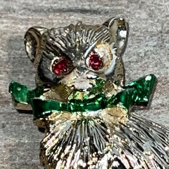 Vintage Cat Kitten Gold Tone Brooch Pin - Picture 2 of 6